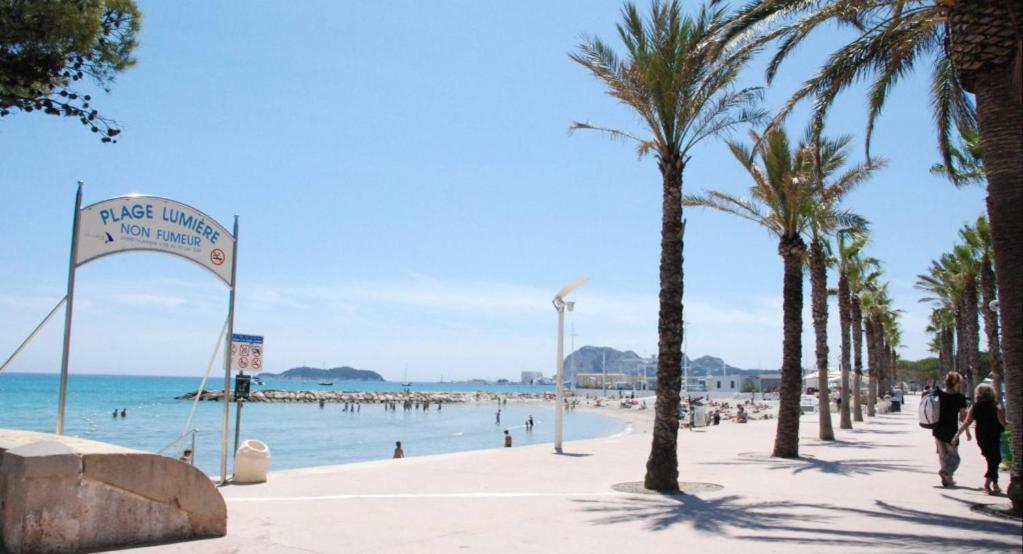 Blue Summer Vibes Appartment For 4P, Ac, Parking, Beachfront, Spa Access -5 La Ciotat Esterno foto